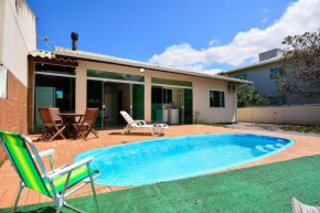 Casa c/ Piscina a 250m da Praia da Pinheira PLH006